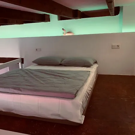 Casita Del Flamingo En Casco Historico Holiday home Alicante